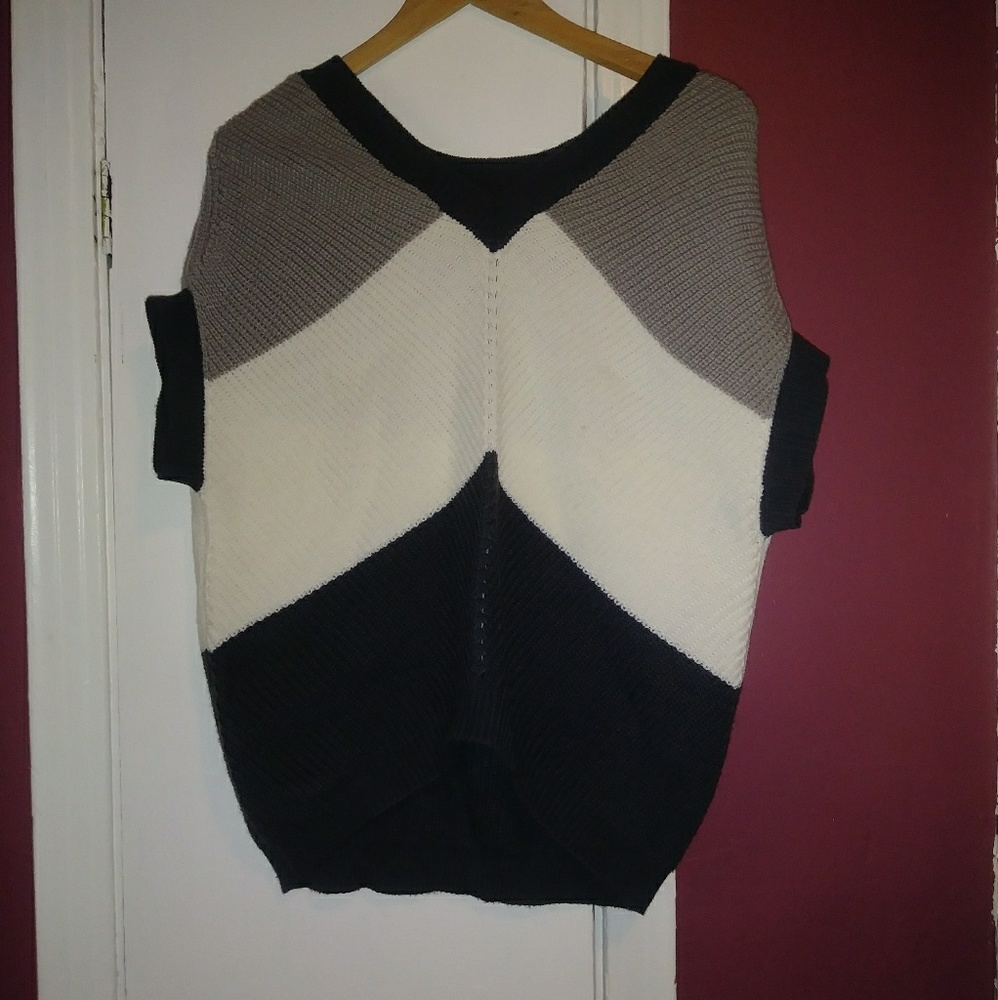 Charming Charlie Black, White, & Gray Sweater